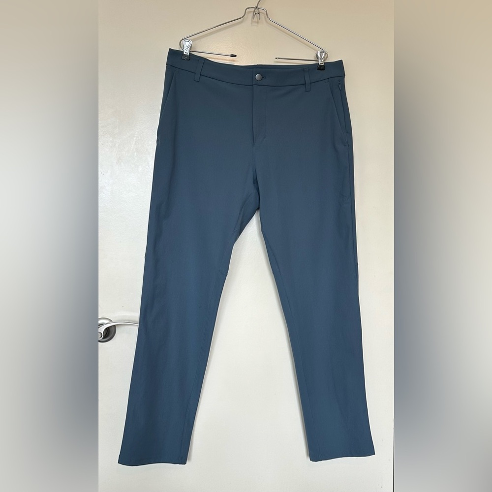 lululemon athletica Men's Deep Blue Chinos